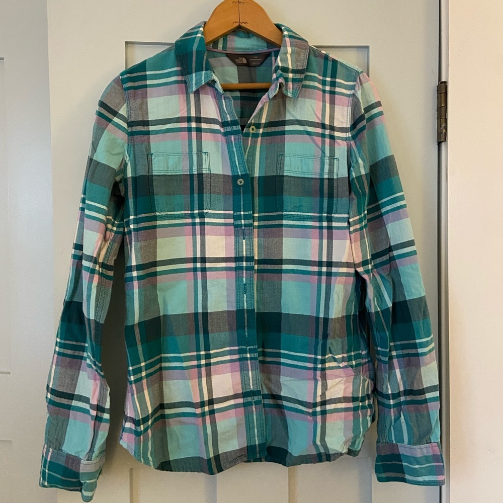 Women’s north face flannel